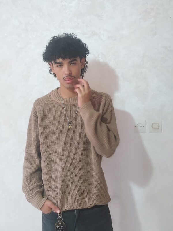 sweater - Image 5