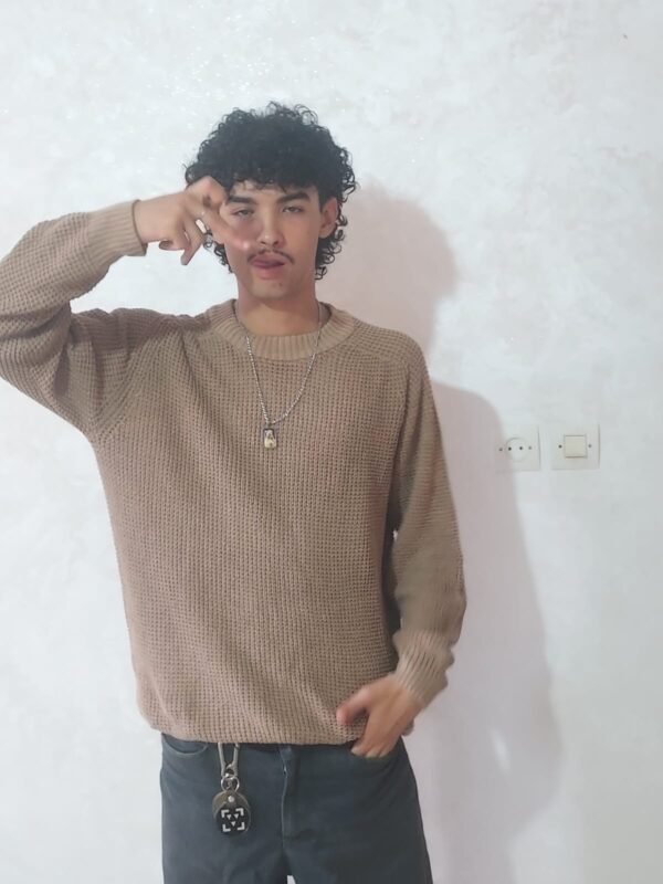 sweater - Image 3
